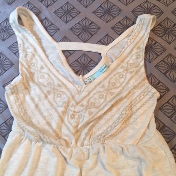 2 Maurice’s Tops - Picture 4 of 5